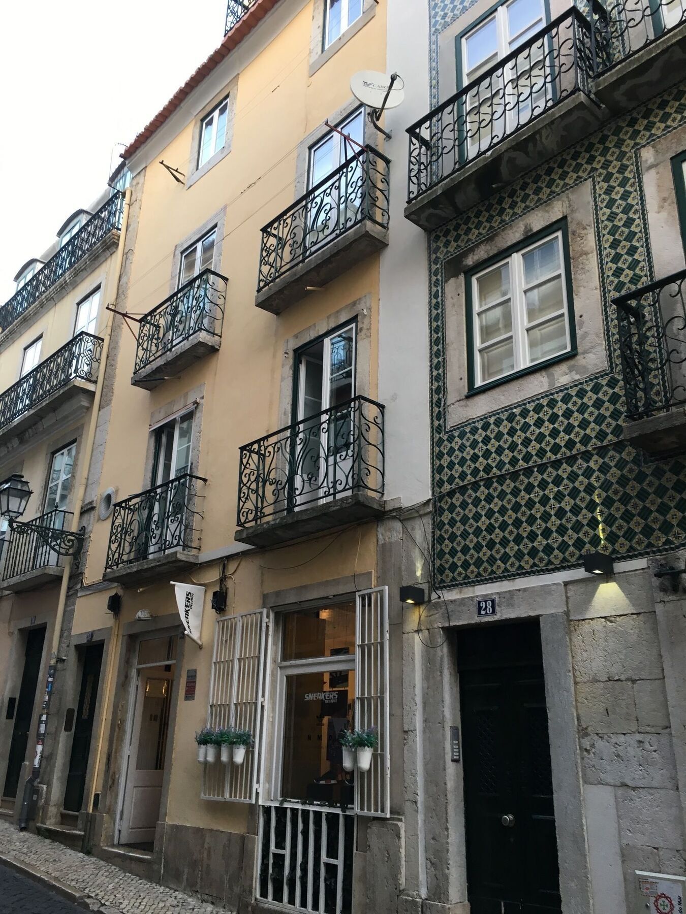 Апартаменты Lisbon Fragrances Экстерьер фото